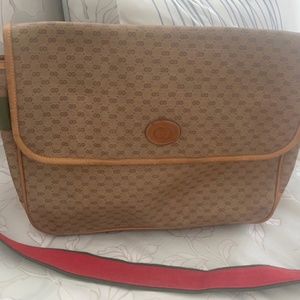 Gucci bag for laptop